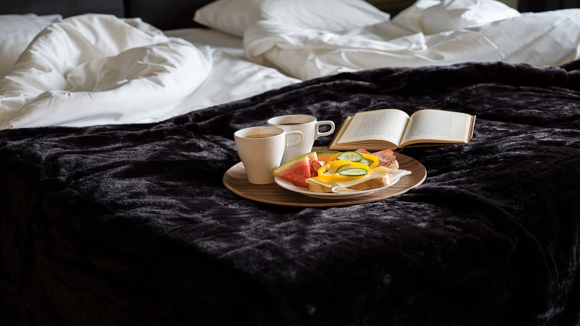 En frukost på sängen. Fotograf: Pressbild